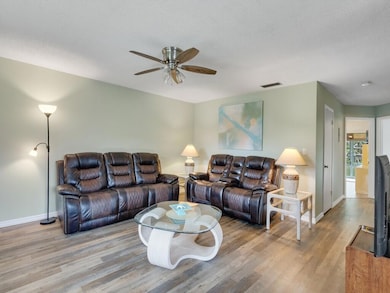 10 Vista Palm Ln unit 206, Vero Beach, FL 32962 - photo 2