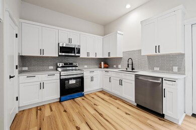 2309 Montopolis Dr unit 1, Austin, TX 78741 - photo 5