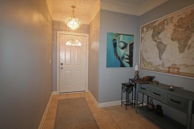 Foyer with alcove for table