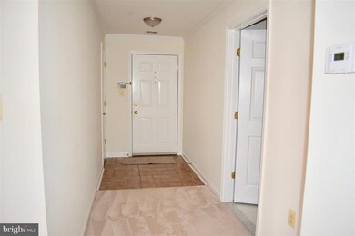 135 Timberbrook Ln unit 202, Gaithersburg, MD 20878 - photo 2