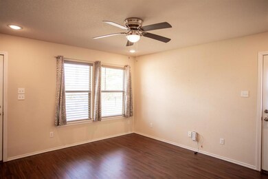 315 Blakney St, Cleburne, TX 76031 - photo 5