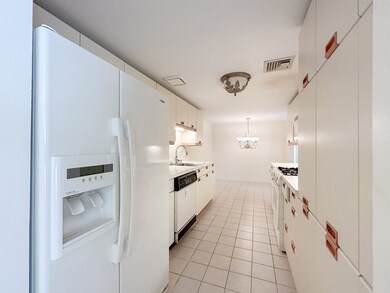 233 Place Ln, Woburn, MA 01801 - photo 5