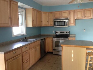 16 Maxwell St, Taunton, MA 02780 - photo 7