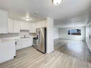 791 Joliet St, Aurora, CO 80010 - photo 7