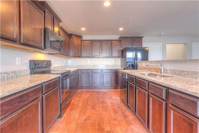 1038 Neeleys Bend unit 26, Spring Hill, TN 37174 - photo 6