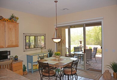 Kitchen eating area
