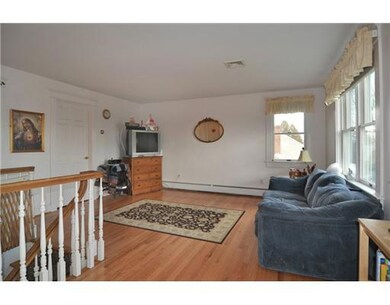 81 Tefft St, Saunderstown, RI 02874 - photo 5