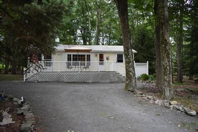 802 Pony Ct, Hawley, PA 18428 - photo 2