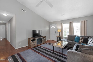 Winecoff-4201-2LR-Gary_6549-CR2