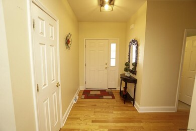 23 Conway Cir, Albany, NY 12211 - photo 6