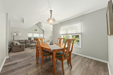 1222 Ardmore Dr, Naperville, IL 60540 - photo 7