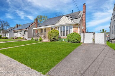 39 Cypress St, Carteret, NJ 07008 - photo 3