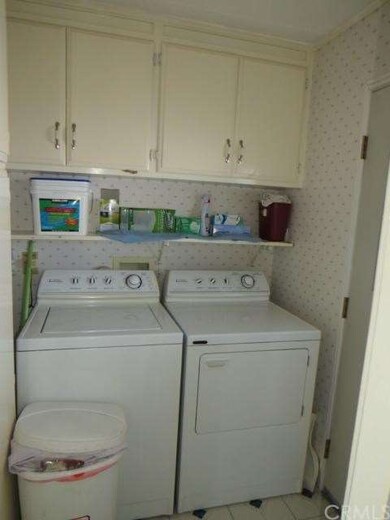 LAUNDRY AREA