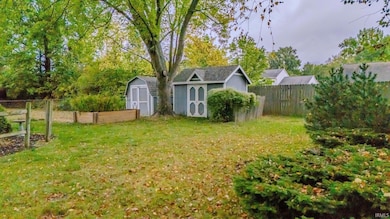 1406 N Marlin Dr, Marion, IN 46952 - photo 5