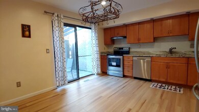 2105 Chapel Valley Ln, Lutherville Timonium, MD 21093 - photo 5