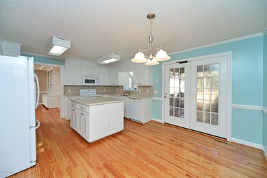 1201 Davenport Place-00015