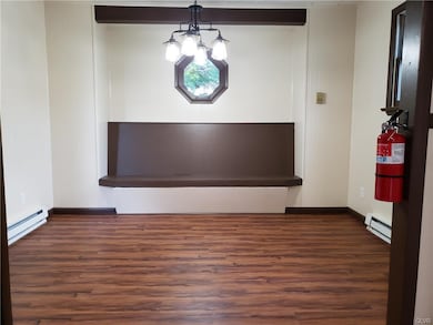 Dining Room, built in bench