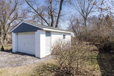 62 Florence Ave-26