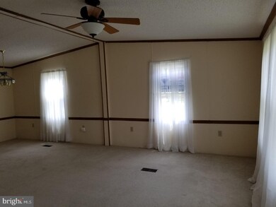 62 Hazeltop Dr, Sicklerville, NJ 08081 - photo 4