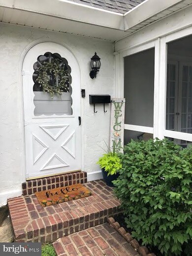 117 Gladstone Rd, Lansdowne, PA 19050 - photo 5