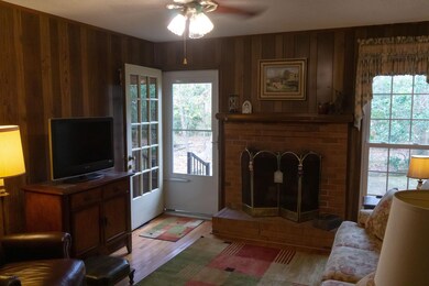 401 Greenbriar Dr, Jacksonville, NC 28546 - photo 4