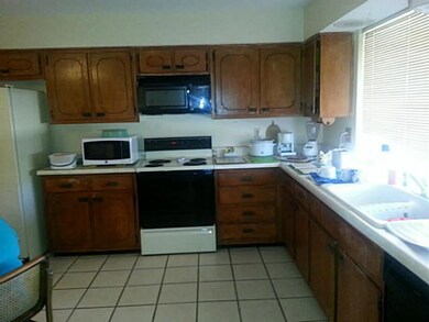 10217 Allway Dr, El Paso, TX 79925 - photo 7