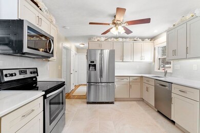 11 Sunny Hill Rd, Northborough, MA 01532 - photo 4
