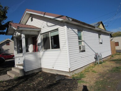 1415 E Main St, Klamath Falls, OR 97601 - photo 2