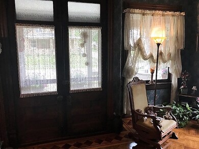 907 E Walnut St, Washington, IN 47501 - photo 2