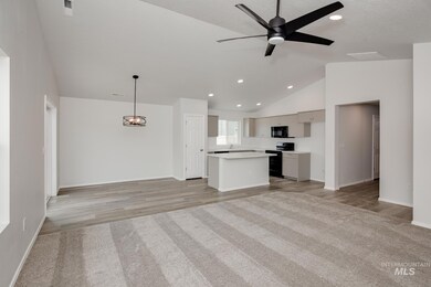 18422 N Lion Head Ave, Nampa, ID 83687 - photo 7