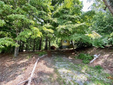 82 Francis Rd, Hendersonville, NC 28792 - photo 4