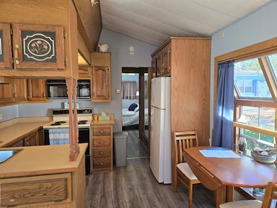 308 State Route 286 unit Lot 87, Seabrook, NH 03874 - photo 4