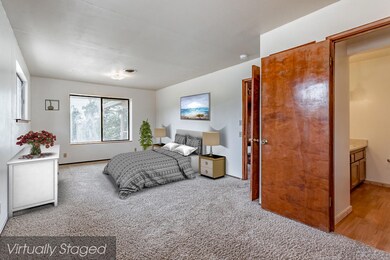 29 master bed staged