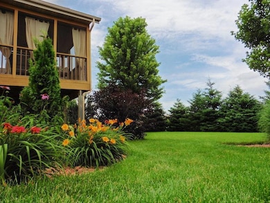 2790 Sunflower Dr, Fitchburg, WI 53711 - photo 2