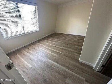 139 Vista Rafael Pkwy unit 53, Reno, NV 89503 - photo 5