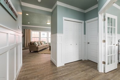 Foyer HRB037-E2390-11