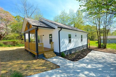 1127 4th St, Statesville, NC 28677 - photo 2