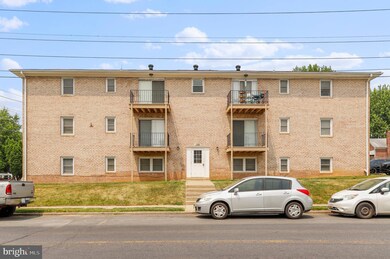 1309 N East St unit C1, Frederick, MD 21701 - photo 2