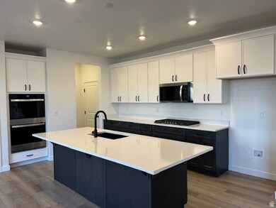 738 N Plainsman Dr unit 107, Mapleton, UT 84664 - photo 6