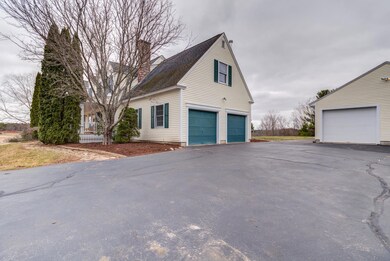 16 Rivers Edge Ln Saco ME-large-007-007-