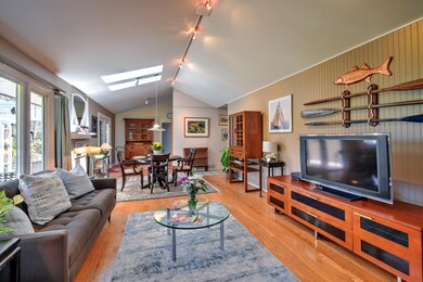 long liv room