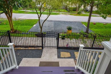 440 W 27th St, Houston, TX 77008 - photo 3