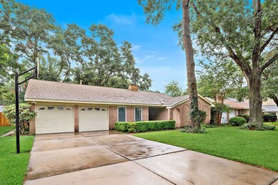 14118 Kingsride Ln, Houston, TX 77079 - photo 2