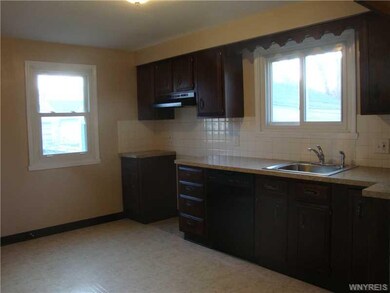 Kitchen Move in Ready!