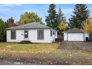 8730 NE Davis St, Portland, OR 97220 - photo 4