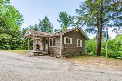 352 Pool St Biddeford ME 04005-large-003