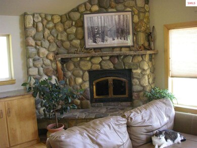 1040 Wood View Rd, Sandpoint, ID 83864 - photo 5