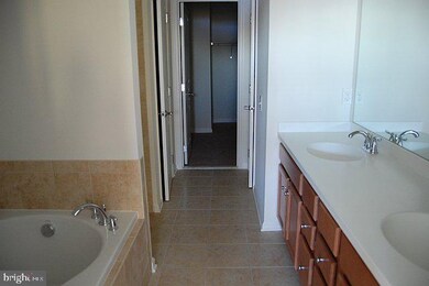 237 N Caldwell Cir, Downingtown, PA 19335 - photo 5