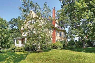 161 Pine Ridge Rd, Waban, MA 02468 - photo 2