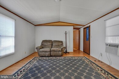 1118 Broadway Ave, Reading, PA 19606 - photo 6